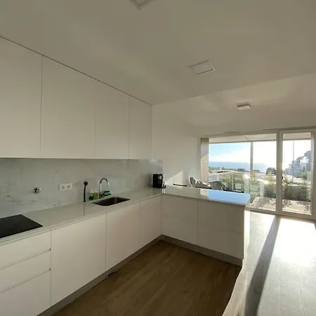 2 Bedroom Ocean View Ericeira